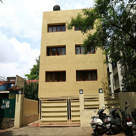 Hotel Oyo 13771 Executive Residency Pune Esterno foto