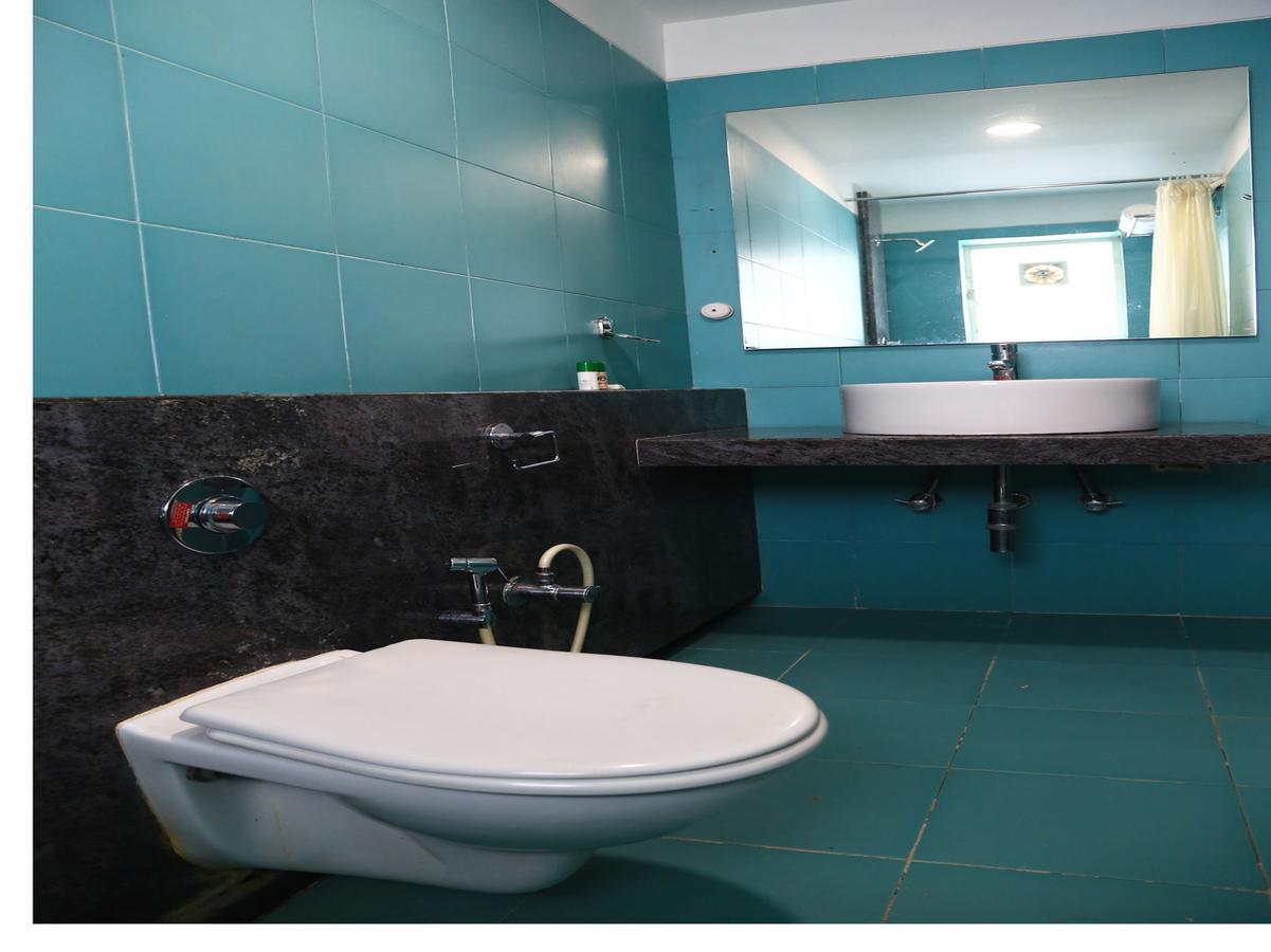 Hotel Oyo 13771 Executive Residency Pune Esterno foto
