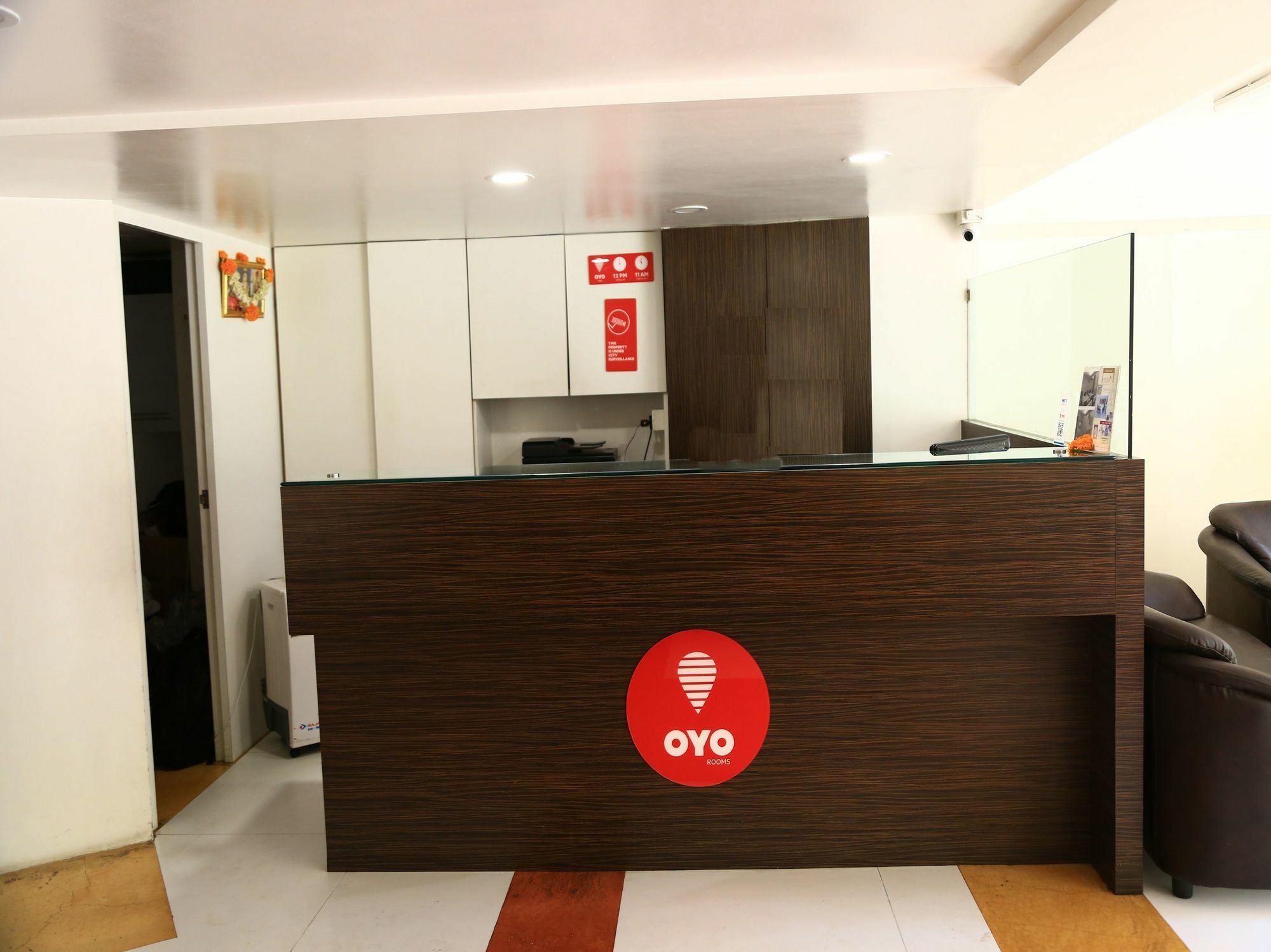 Hotel Oyo 13771 Executive Residency Pune Esterno foto