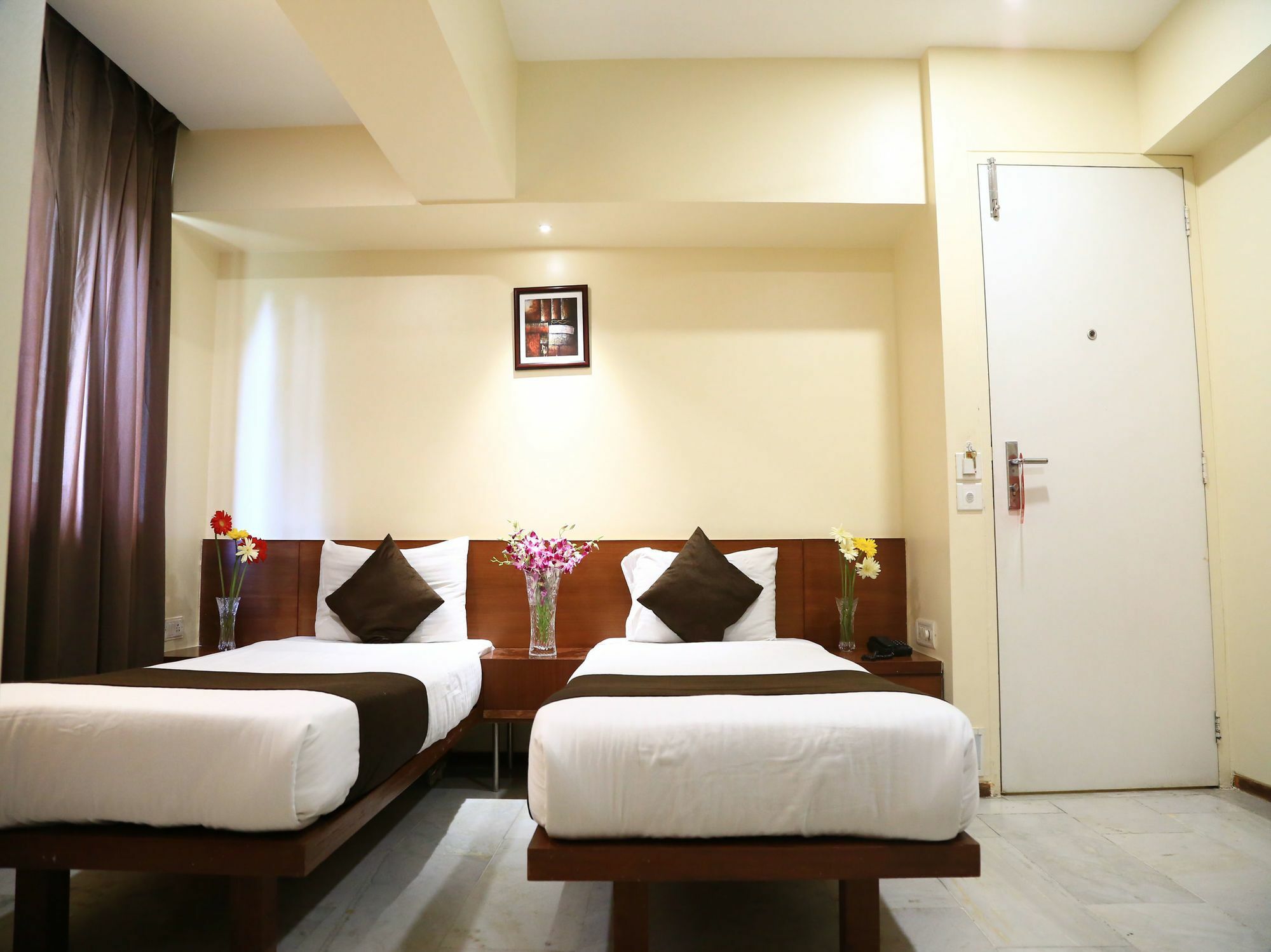 Hotel Oyo 13771 Executive Residency Pune Esterno foto